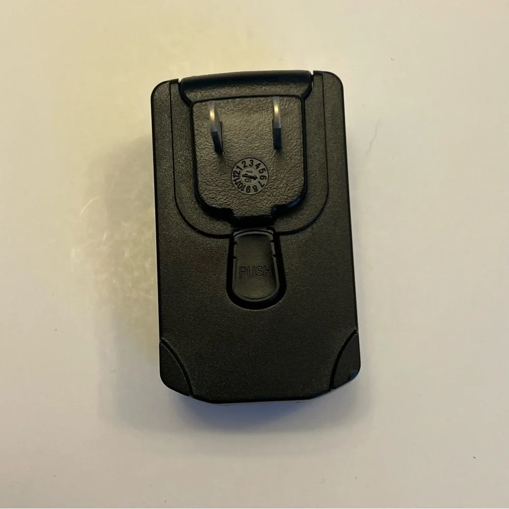 Genuine‎ Garmin USB Charger Cube/ Power Adapter